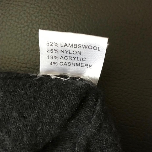 Naughty Cardigan - Picture 6 of 6